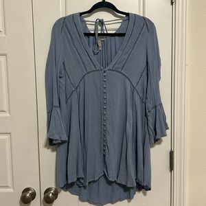 Light blue tunic
